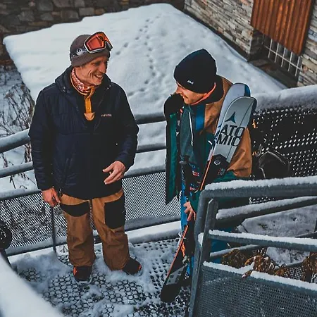 Hideout Hostel Tignes