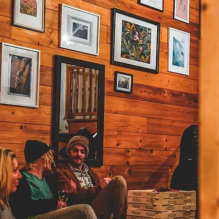 Хостел Hideout