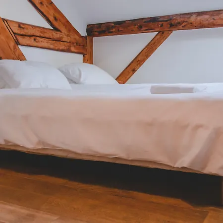 Хостел Hideout